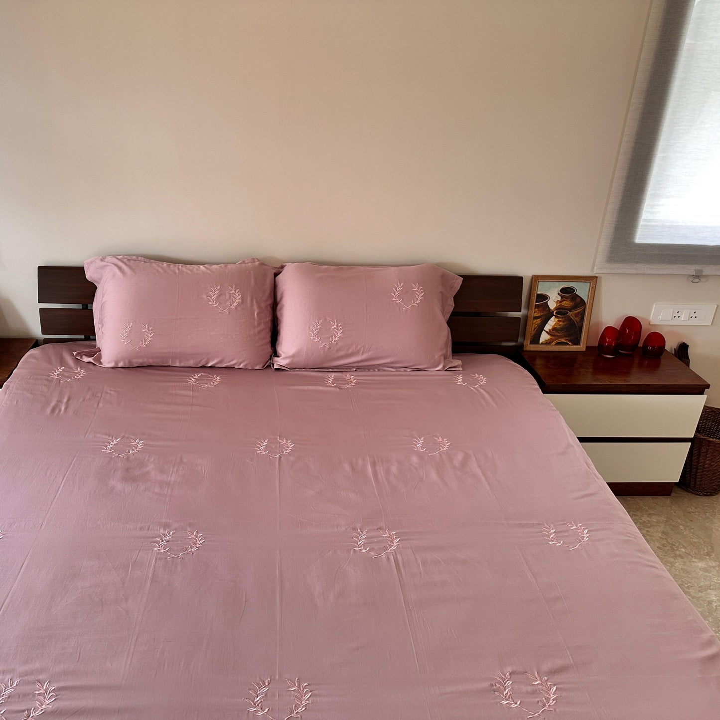 Bed sheet embroidery