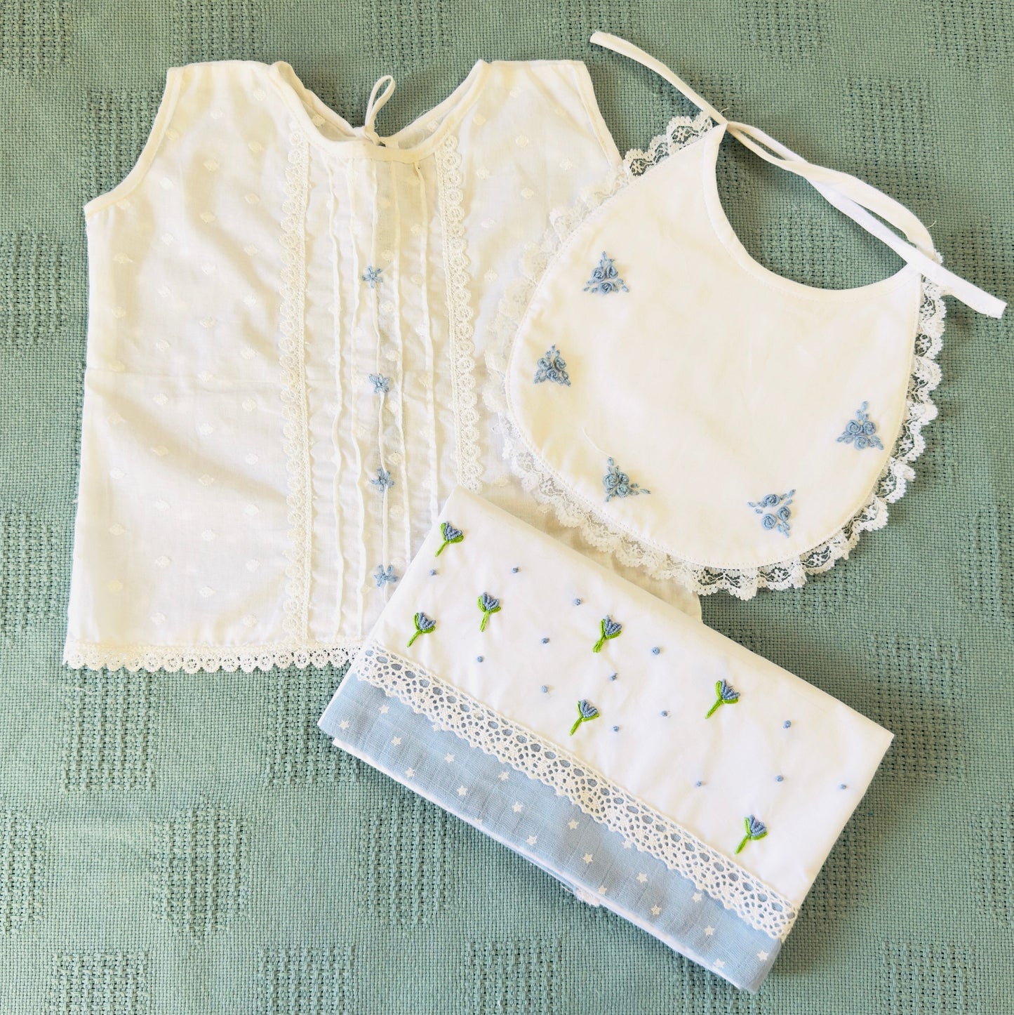 Baby / New Born Set 1 (Top, Shorts, Towel Set)
