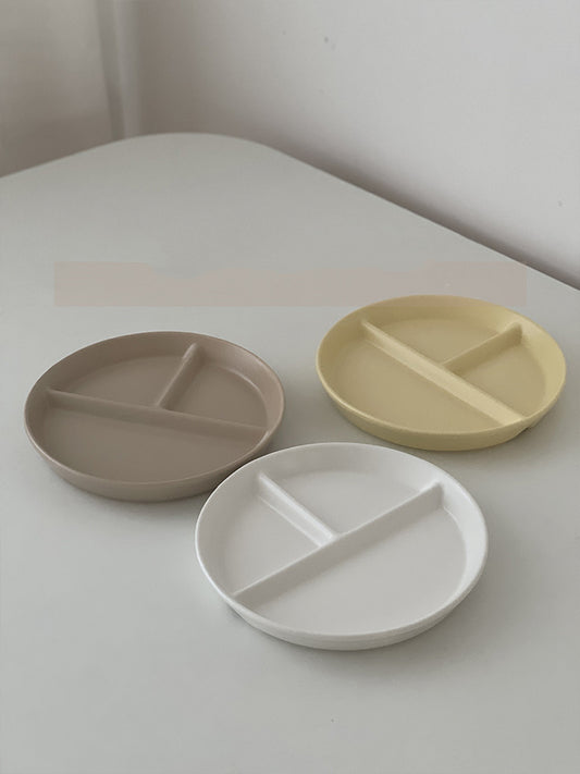 Plate divided 1