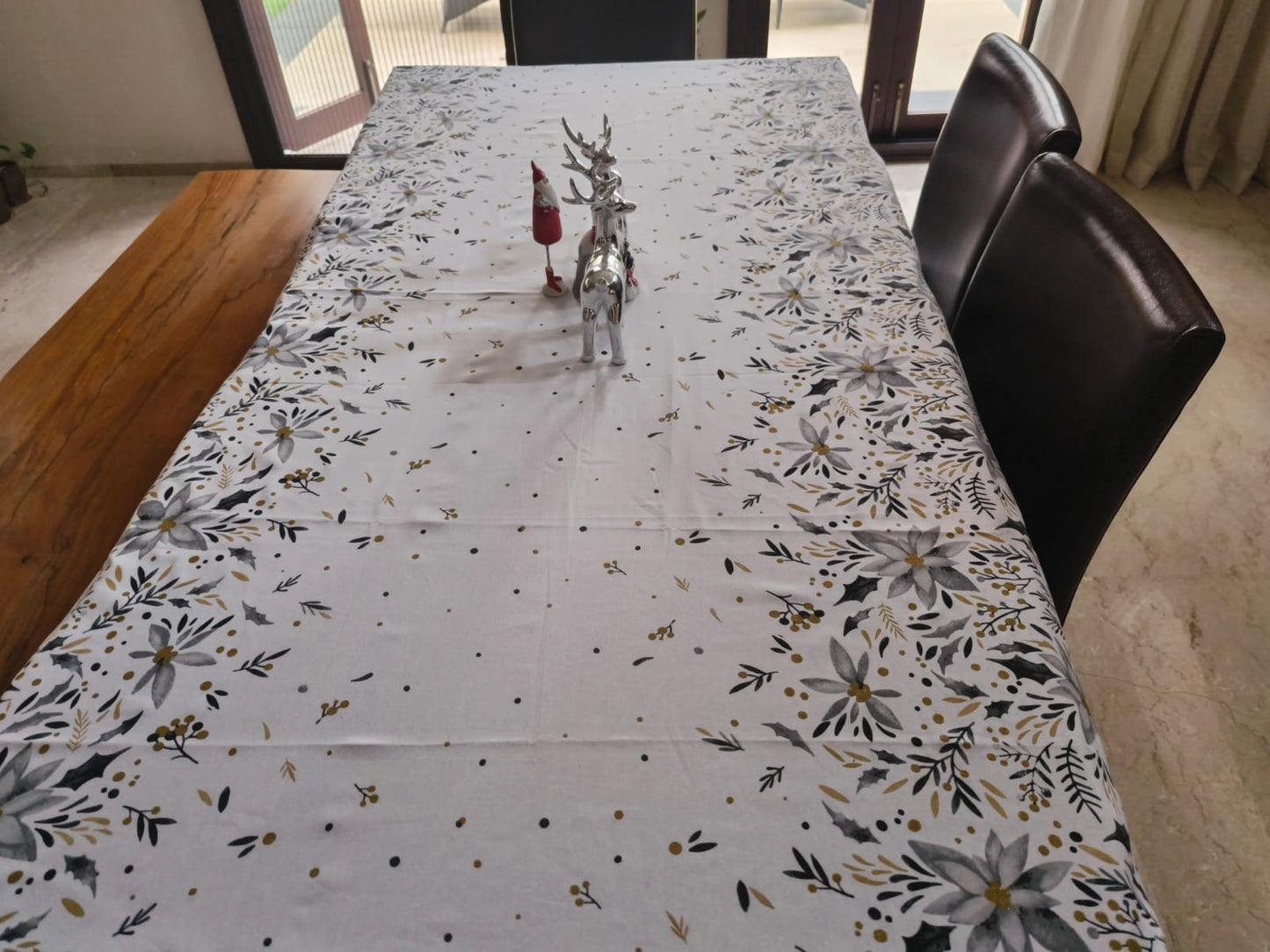 Table Cloth - White & Gold